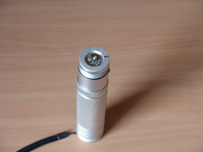 3.jpg (53.71 KiB) 14053 mal betrachtet Taschenlampe ausgeschaltet, Reflektor abgeschraubt