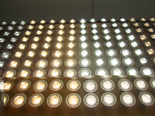 LED Spots XR20 - Batterie.JPG