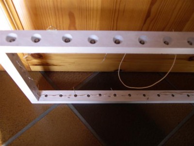 Holzleistenrahmen mit 16 3er Reihen LED's warmweiß.JPG