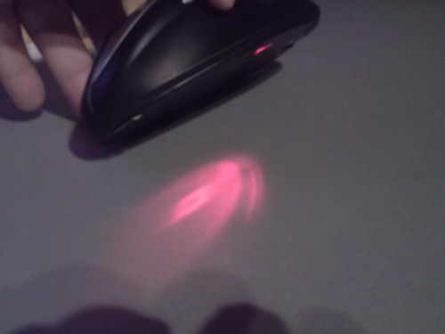 Bild 1<br />Rote LED -> Lichtstrahl